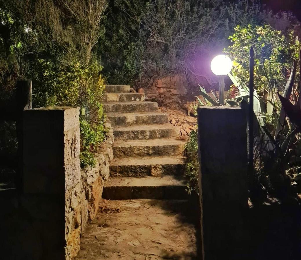 Casette Del Maestrale E Dello Scirocco SantʼAntìoco Exterior foto